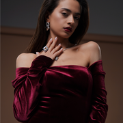 Queen of Diamonds ring - Nuar Jewelry