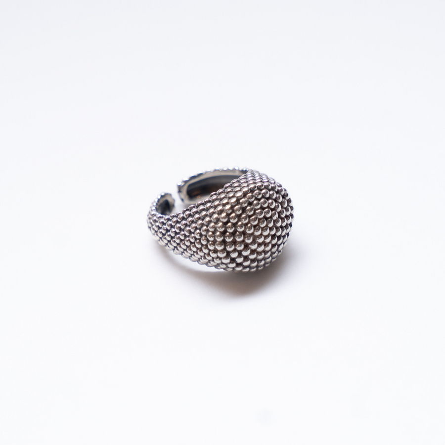 caviar ring