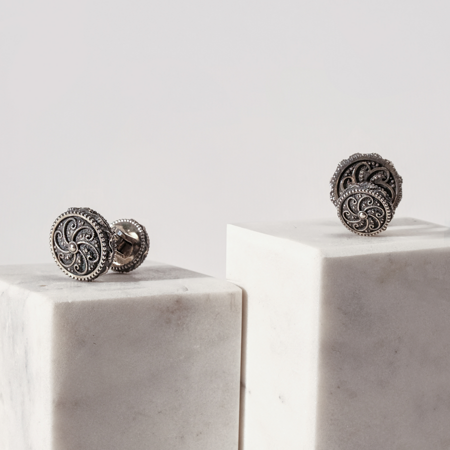 Veratsnund Cufflinks - Nuar Jewelry