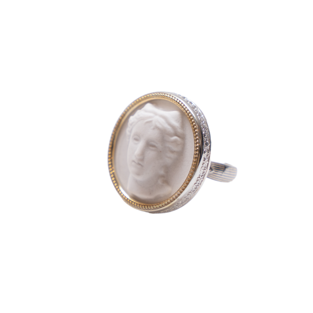 Anahit ring 