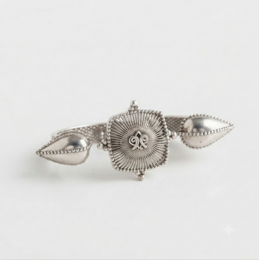 Solar massive ring